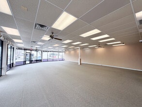 1305 SW Loop 410, San Antonio, TX à louer Photo intérieure– Image 2 sur 5