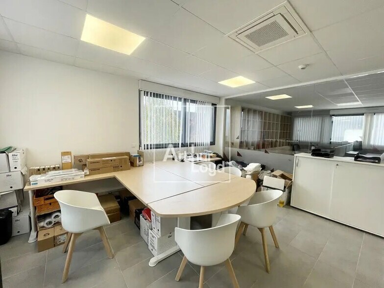 Bureau dans Cesson à louer - Photo de l’immeuble – Image 3 sur 3