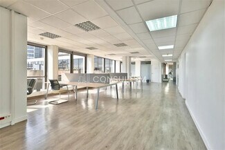 Plus de détails pour Bureau à vendre