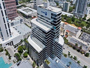 500 E Broward Blvd, Fort Lauderdale, FL - Vue aérienne  vue de carte - Image1