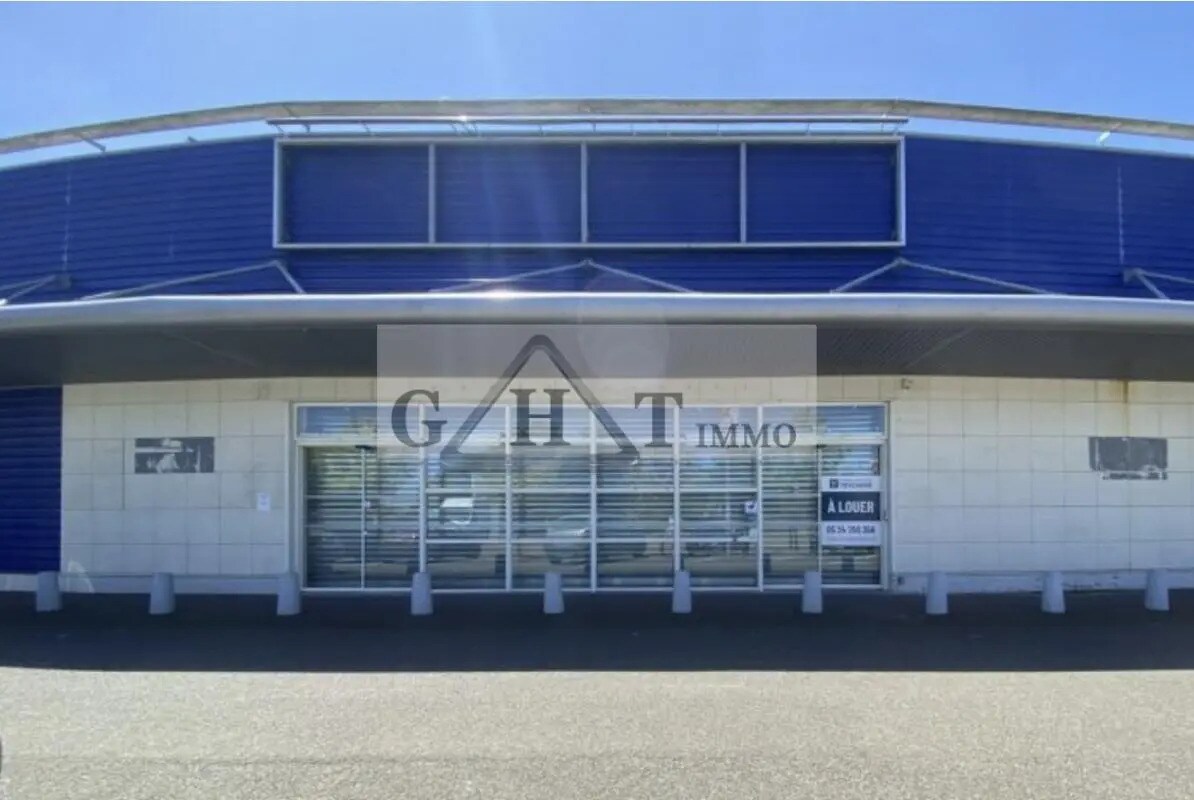 Industriel/Logistique dans Maurepas à louer Photo de l’immeuble– Image 1 sur 4