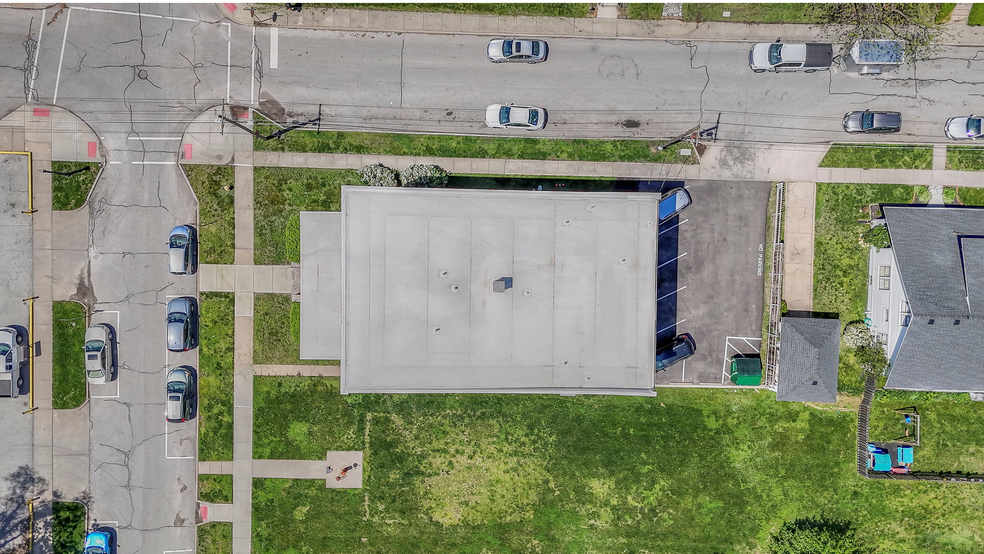 204 E Franklin St, Liberty, MO à vendre - Photo de l’immeuble – Image 3 sur 26