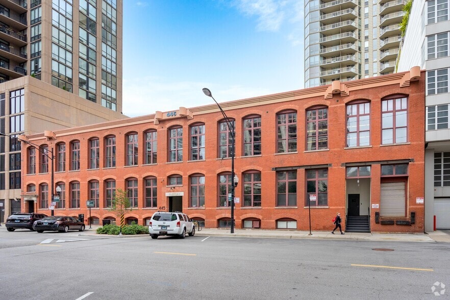 445 W Erie St, Chicago, IL à louer - Photo principale – Image 1 sur 5