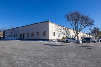 Plus de détails pour 25 Olympia Ave, Woburn, MA - Local d'activités à louer