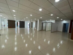 Local commercial dans Vilanova del Camí, Barcelona à louer Photo intérieure– Image 2 sur 9