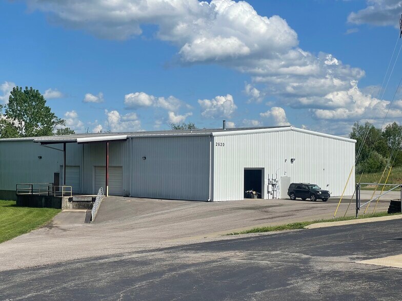1113 Alex Dr, Elizabethtown, KY à louer - Photo de l’immeuble – Image 2 sur 11