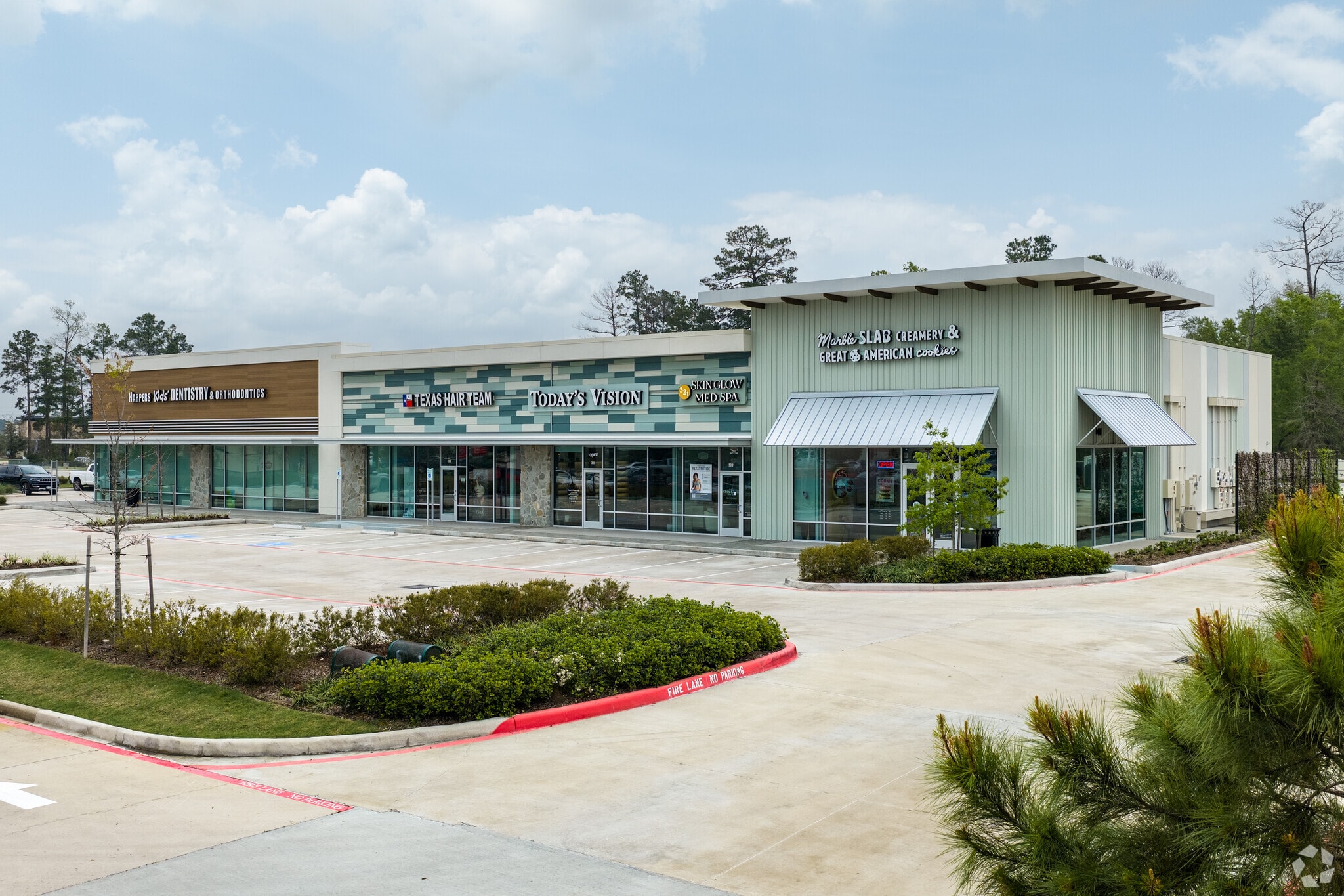 10464 Highway 242, Conroe, TX à louer Photo principale– Image 1 sur 6