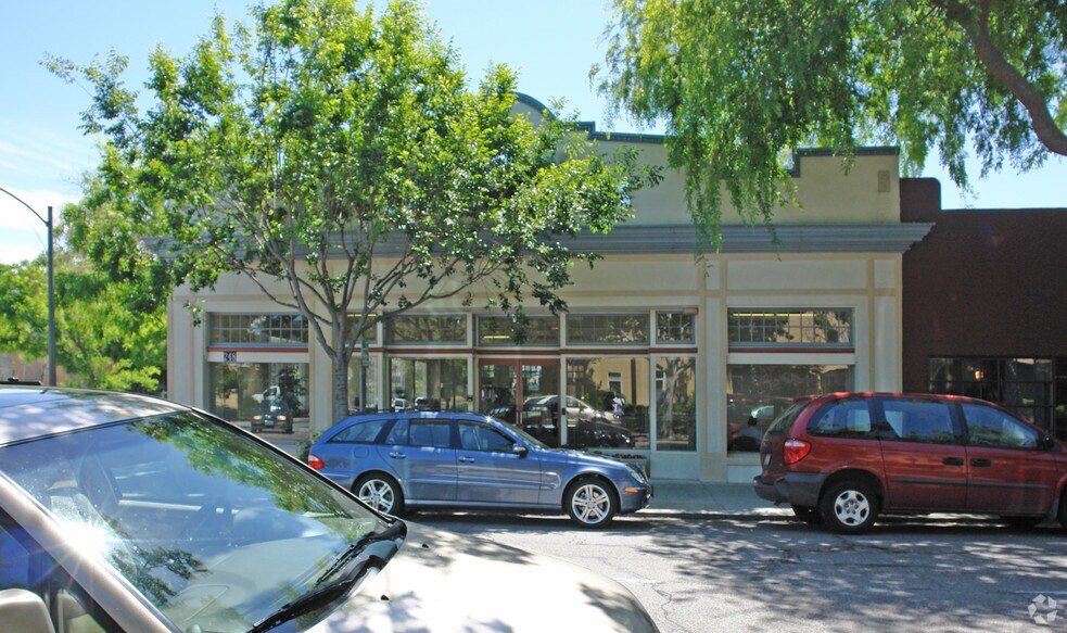 248 Homer Ave, Palo Alto, CA à louer - Photo de l’immeuble – Image 3 sur 5