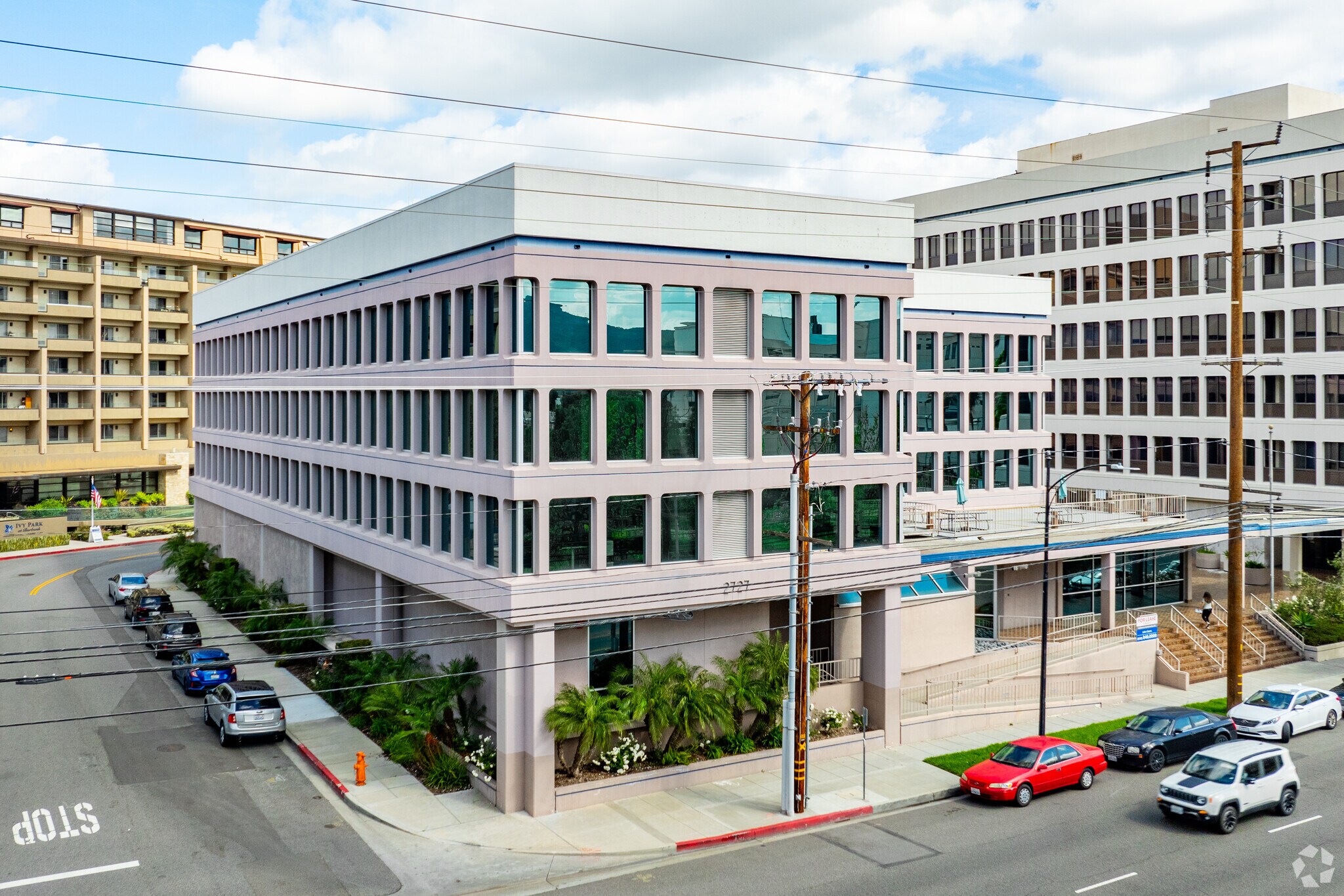 2727 W Alameda Ave, Burbank, CA à vendre Photo principale– Image 1 sur 28