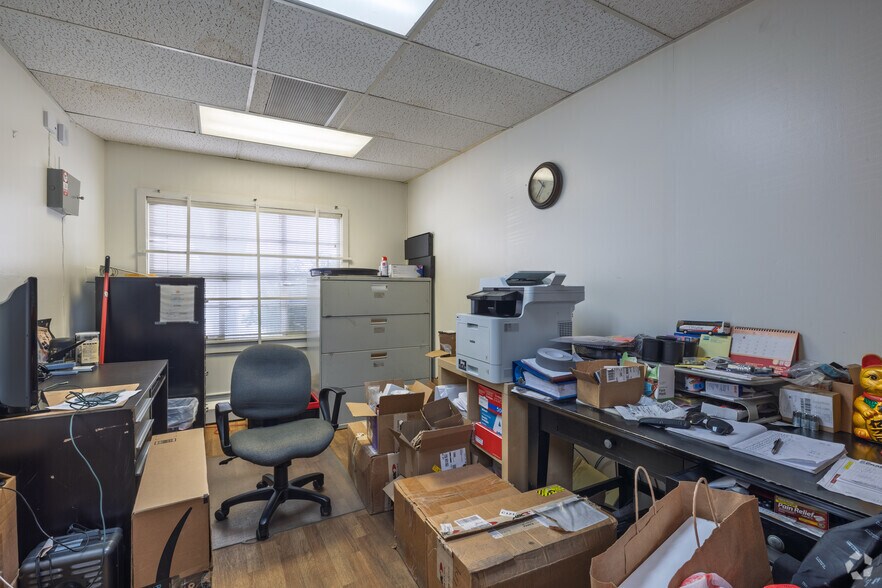 141 S Maple Ave, South San Francisco, CA à vendre - Photo intérieure – Image 3 sur 23