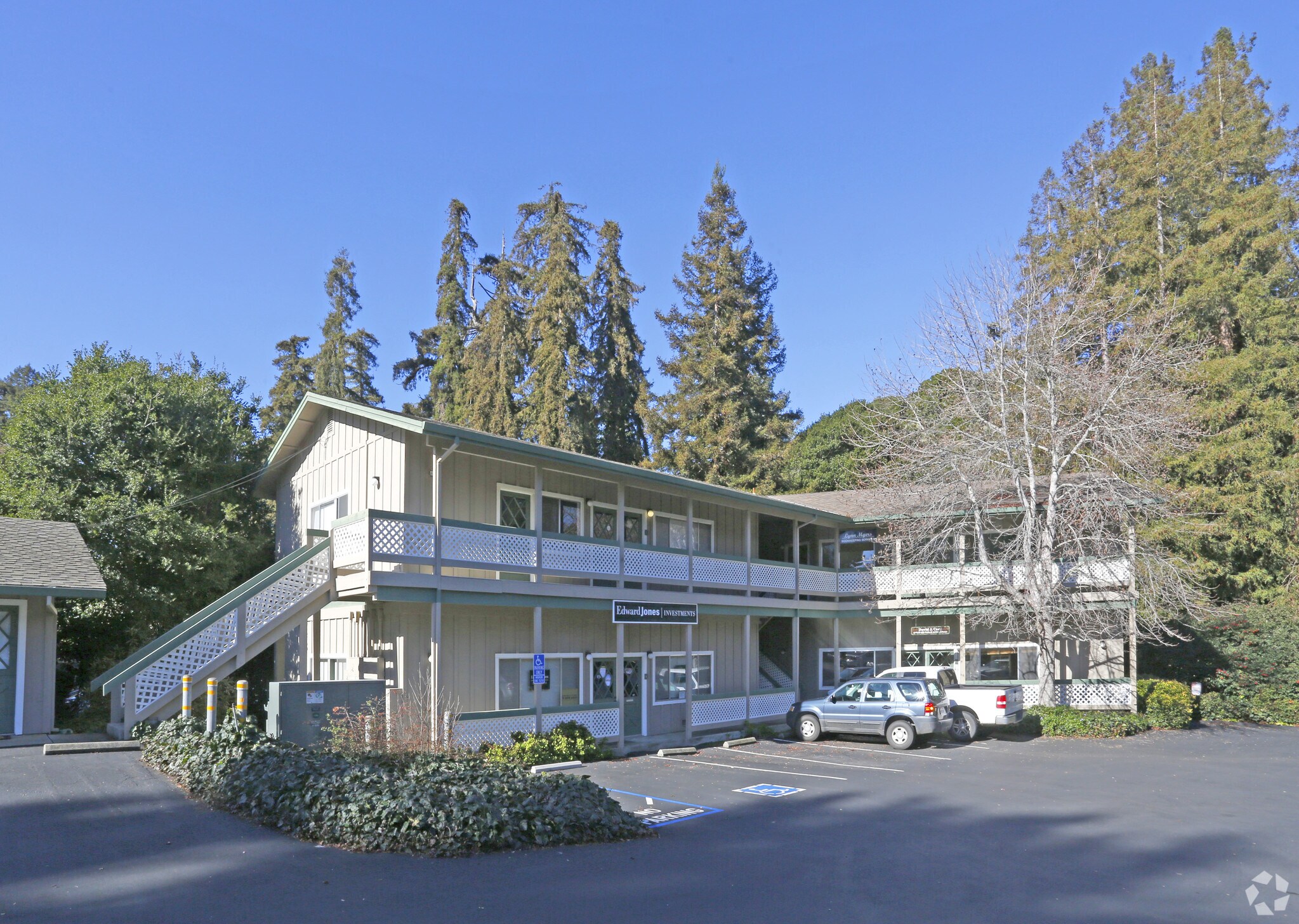 9055 Soquel Dr, Aptos, CA à louer Photo principale– Image 1 sur 10