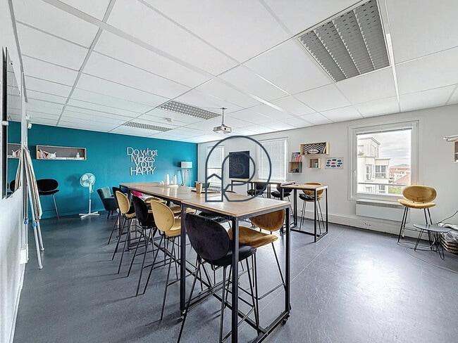 Plus de détails pour Bureau à vendre