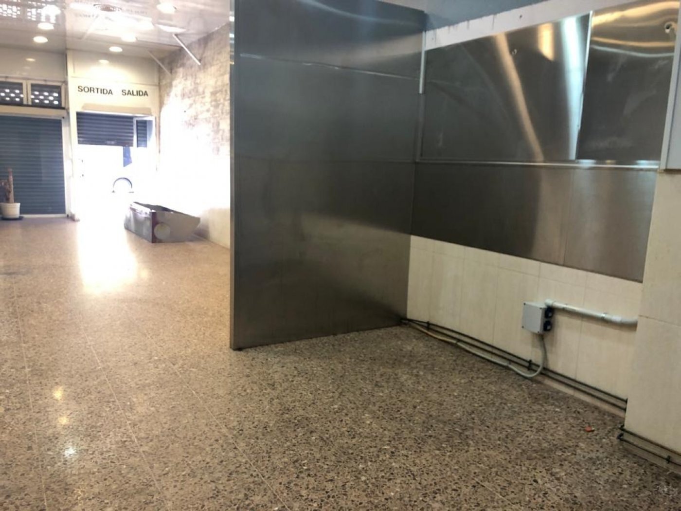 Local commercial dans Viladecans, Barcelona à louer Plan d’étage– Image 1 sur 5