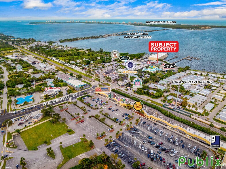 3290 NE Indian River Dr, Jensen Beach, FL à louer - Photo de l’immeuble – Image 2 sur 7