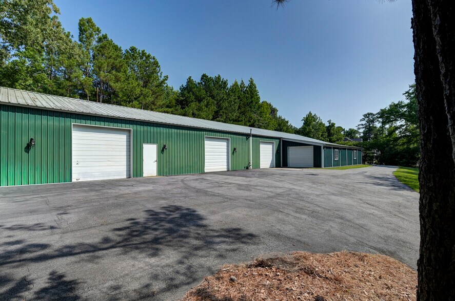 1901 Hollingshed Rd, Irmo, SC à vendre - Photo de l’immeuble – Image 2 sur 36