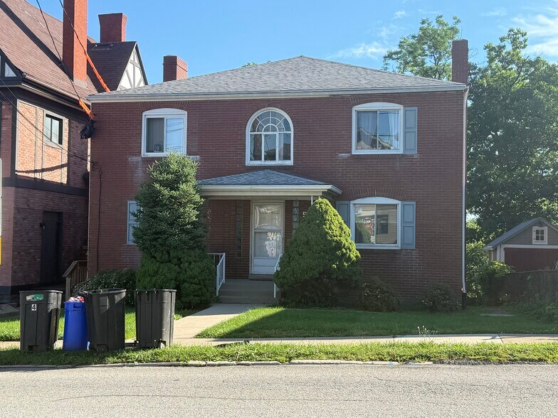 533 Station St, Bridgeville, PA à vendre - Photo de l’immeuble – Image 1 sur 9