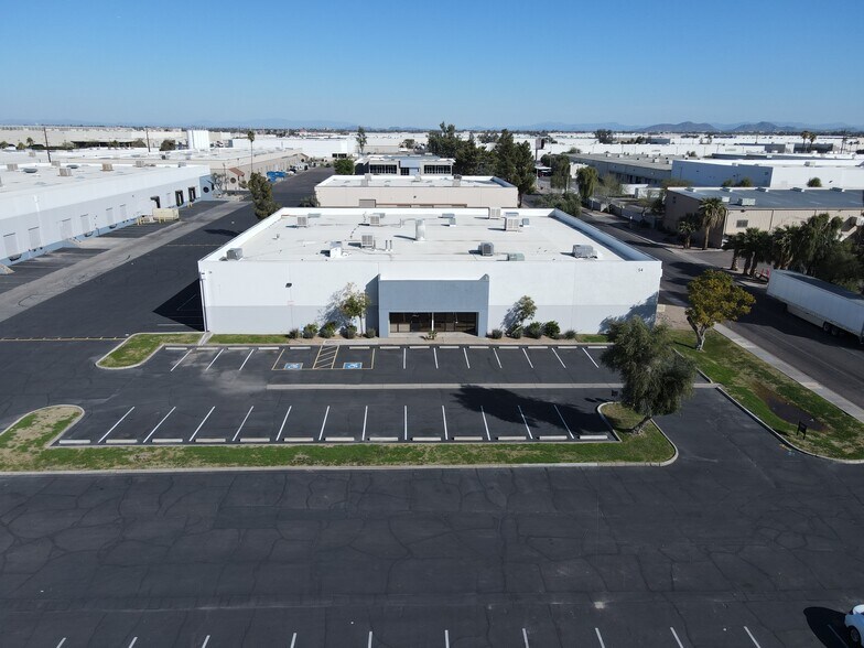 10 S 48th Ave, Phoenix, AZ à louer - Photo de l’immeuble – Image 2 sur 27