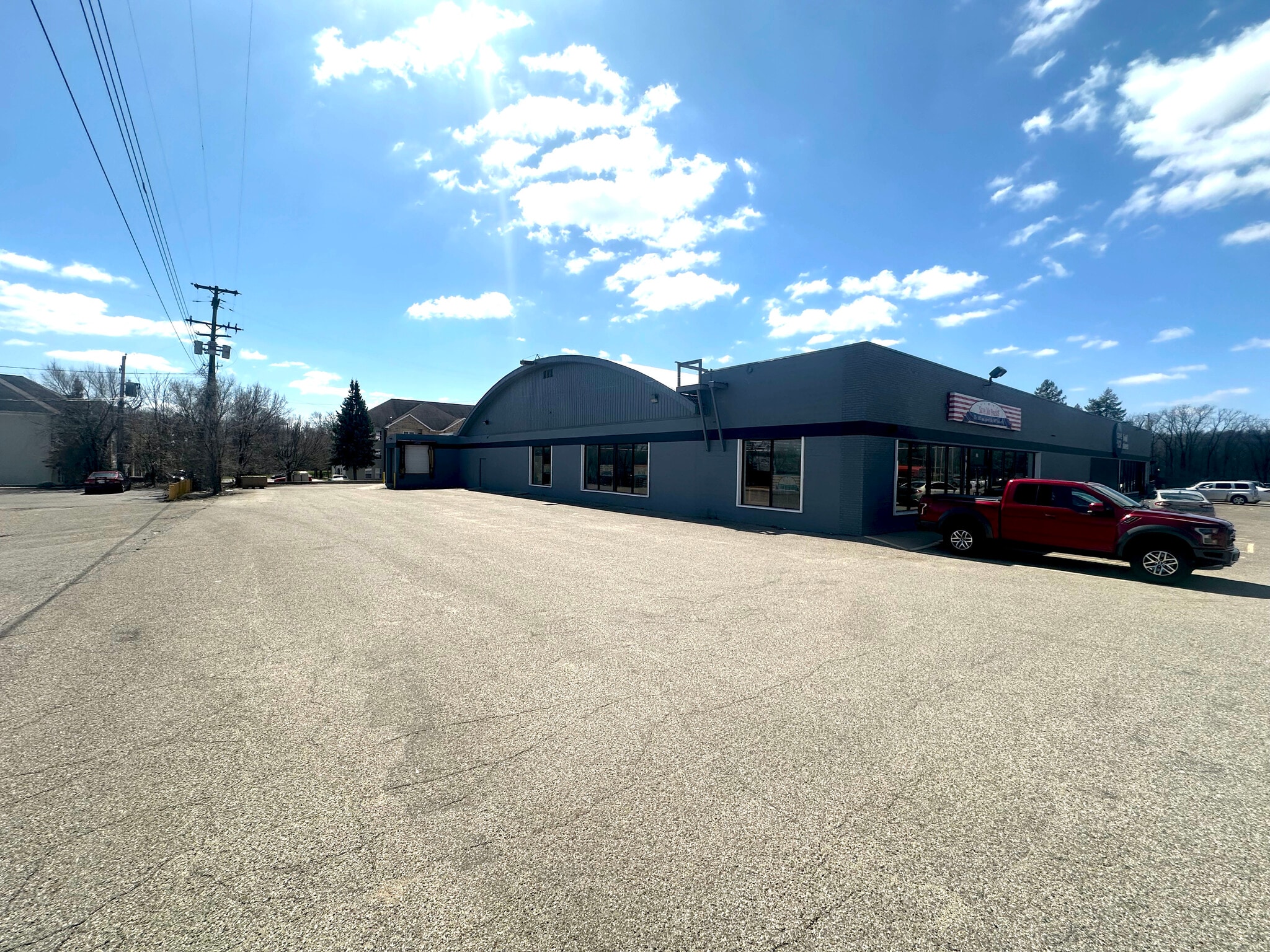 240 Roosevelt Ave E, Battle Creek, MI à louer Photo de l’immeuble– Image 1 sur 6