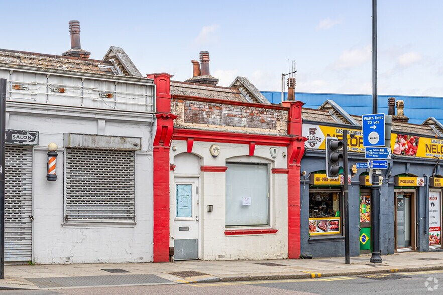 4 Station Rd, Londres à louer - Photo de l’immeuble – Image 2 sur 2