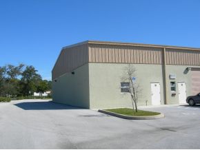 658 Atlantis Dr, Melbourne, FL à vendre - Photo principale – Image 1 sur 2