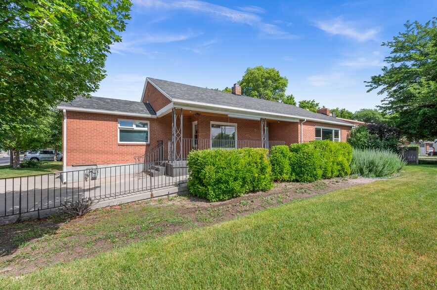 5165 S 900 E, Murray, UT à vendre - Photo principale – Image 1 sur 24