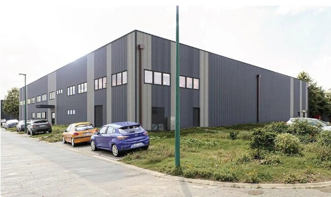 Plus de détails pour Rue Jacques De Vaucansson, SAINT-OUEN-L'AUMONE - Bureau, Local d'activités à louer