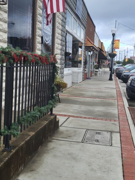 34 N Main St, Arab, AL à vendre - Photo de l’immeuble – Image 2 sur 4