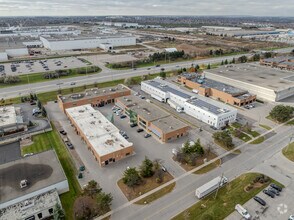 8 Automatic Rd, Brampton, ON - Vue aérienne  vue de carte