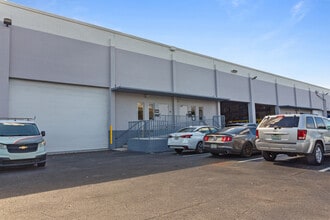 7950-7966 NW 14th St, Miami, FL à louer Photo de l’immeuble– Image 1 sur 20