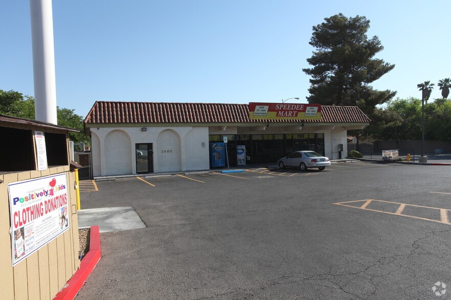 2980 E Tropicana Ave, Las Vegas, NV à vendre - Photo de l’immeuble – Image 3 sur 4