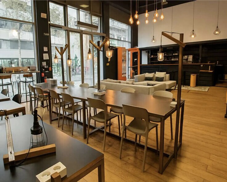 Espace de coworking dans Paris à louer - Photo intérieure – Image 1 sur 6