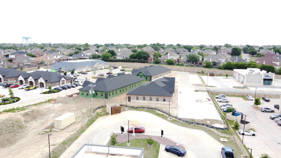 7350 Canyon Park Dr, Fort Worth, TX à louer - Photo de l’immeuble – Image 3 sur 10