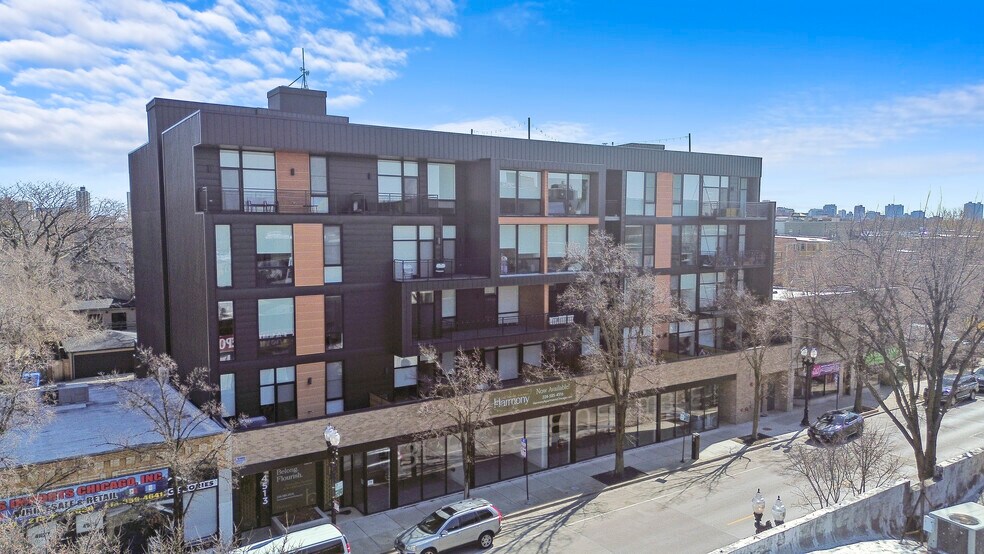4513 N Clark St, Chicago, IL à vendre - Photo de l’immeuble – Image 2 sur 15