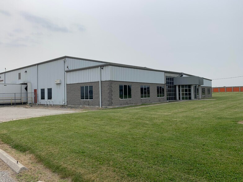775 Gillard St, Wallaceburg, ON à vendre - Photo de l’immeuble – Image 3 sur 31