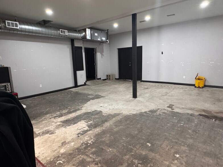 4944 Vineland Ave, North Hollywood, CA à louer - Photo intérieure – Image 3 sur 7