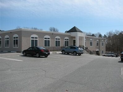 735 Attucks Ln, Hyannis, MA à vendre - Photo de l’immeuble – Image 3 sur 4