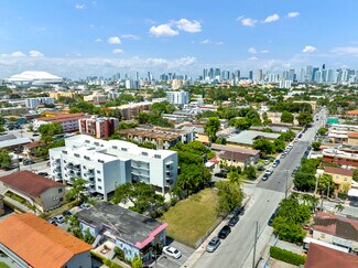 Plus de détails pour 536 18th, Miami, FL - Terrain à vendre