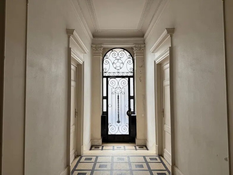 Bureau dans Bordeaux à louer - Photo intérieure – Image 2 sur 4