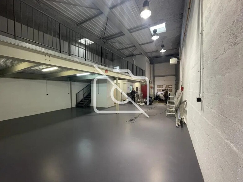 Industriel/Logistique dans Choisy-le-Roi à louer - Photo intérieure – Image 1 sur 5