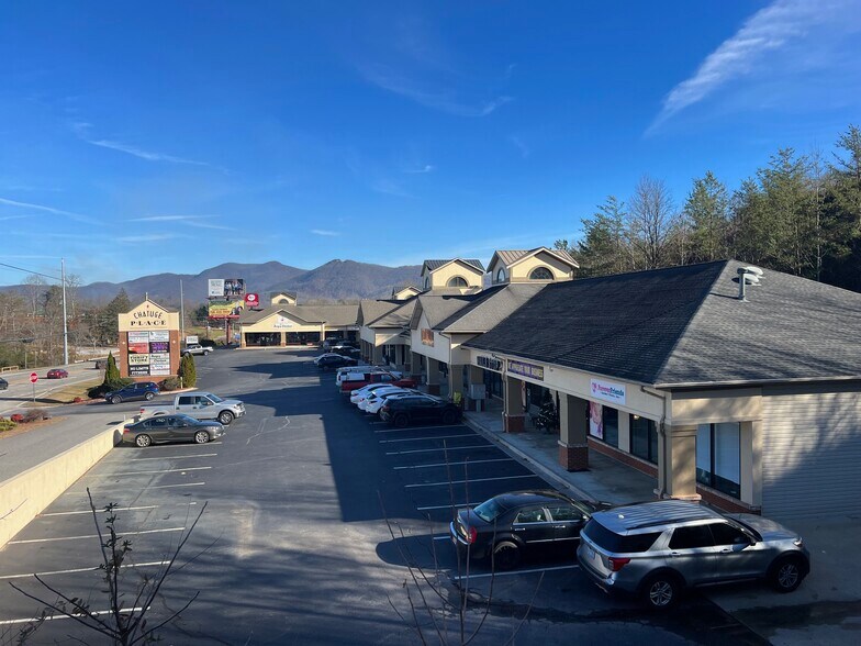 1620 Highway 76 W, Hiawassee, GA à louer - Photo de l’immeuble – Image 2 sur 21
