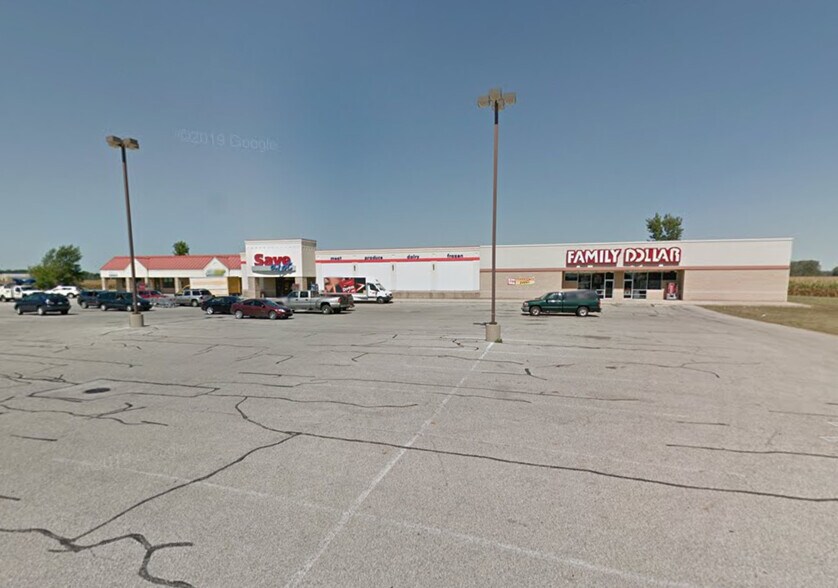 2310-2320 E State Road 14, Rochester, IN à louer - Photo de l’immeuble – Image 1 sur 16