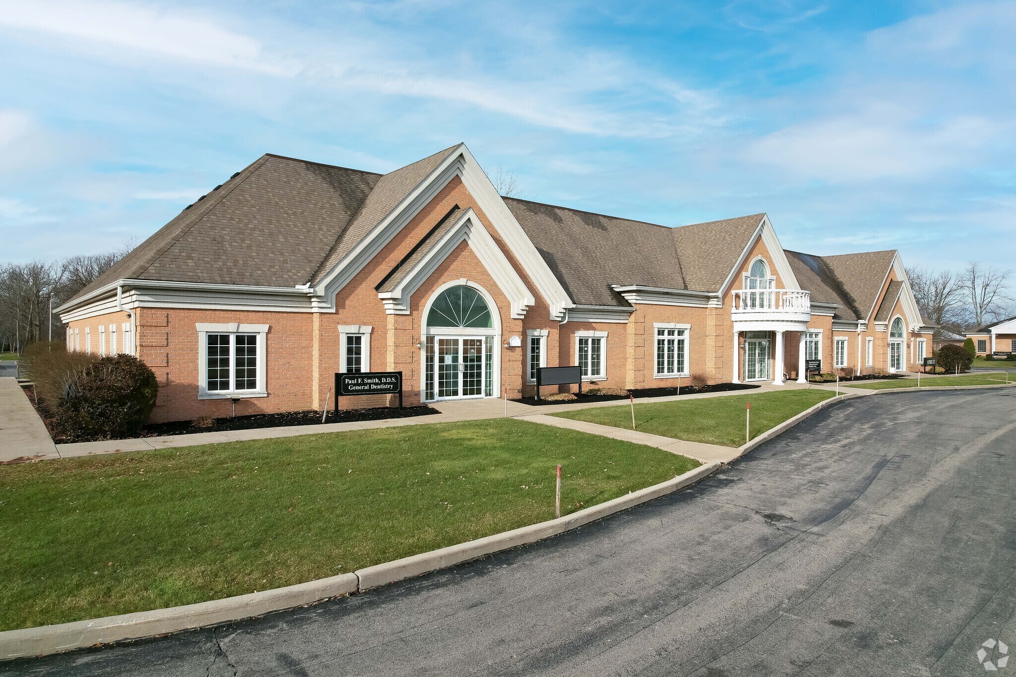 57 Davison Ct, Lockport, NY à louer Photo principale– Image 1 sur 22