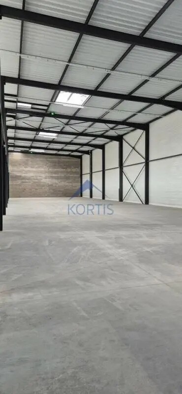 Plus de détails pour 10 Rue De Bretagne, Saint-Quentin-Fallavier - Local d'activités à louer