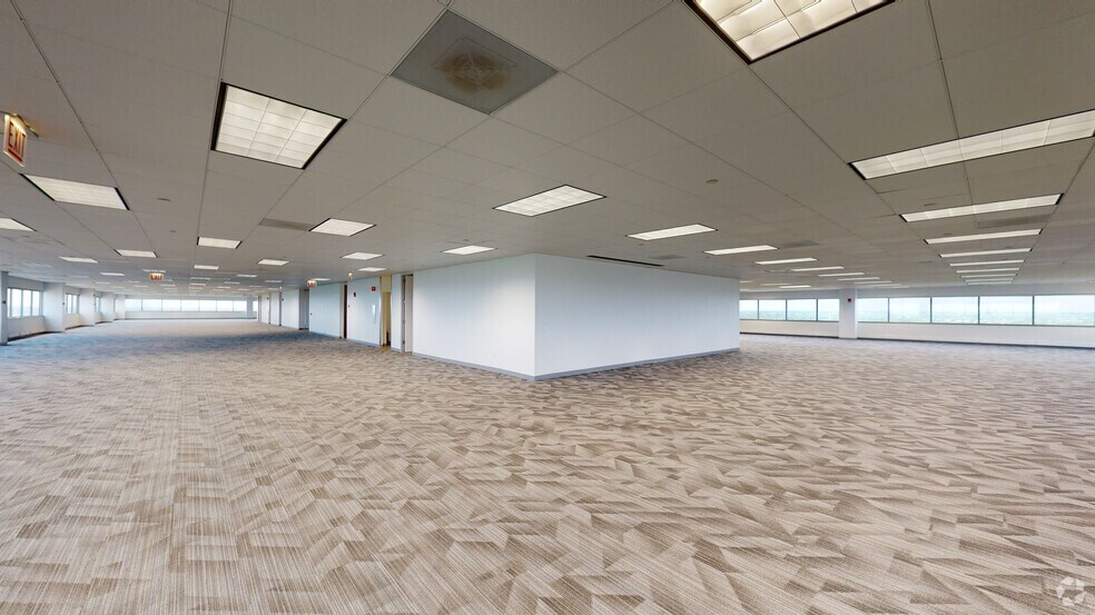 150 N Martingale Rd, Schaumburg, IL à louer - Numérisation 3D Matterport – Image 3 sur 26