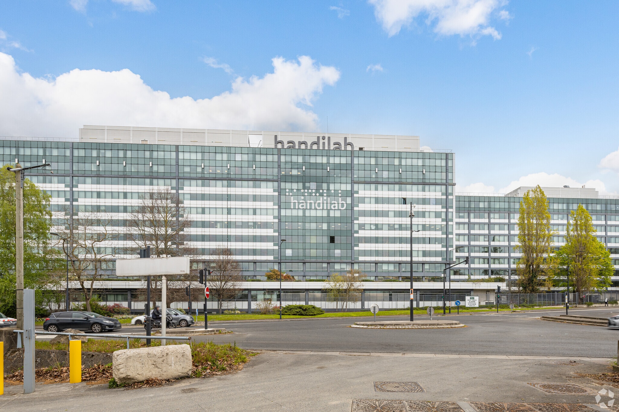 84 Rue Charles Michels, Saint-Denis à louer Photo principale– Image 1 sur 6