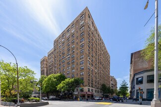 Plus de détails pour 600 W 111th St, New York, NY - Local commercial à louer