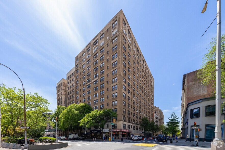 600 W 111th St, New York, NY à louer - Photo principale – Image 1 sur 5