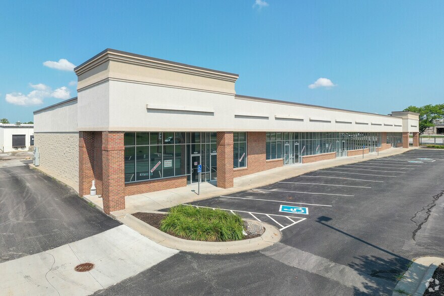 4502-4522 S 132nd St, Omaha, NE à louer - Photo de l’immeuble – Image 1 sur 4