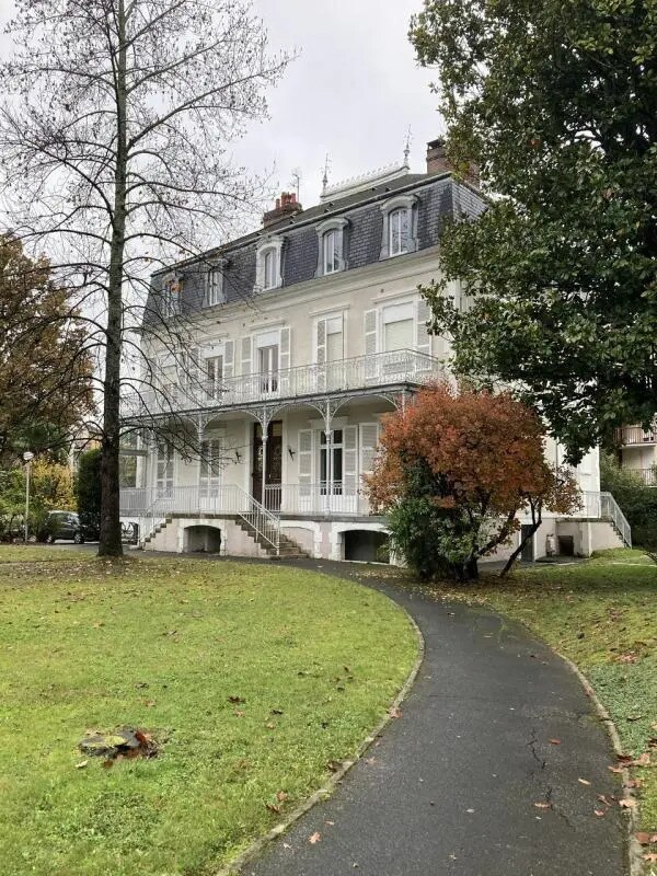 Plus de détails pour Bureau à vendre