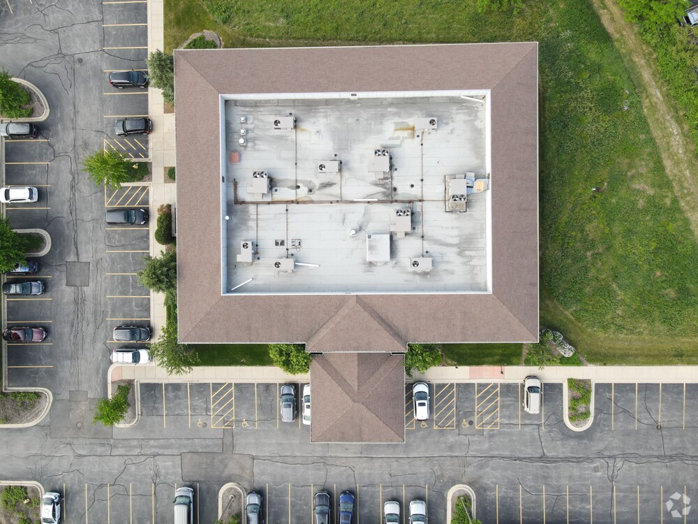 450 E Roosevelt Rd, West Chicago, IL à vendre Aérien– Image 1 sur 2